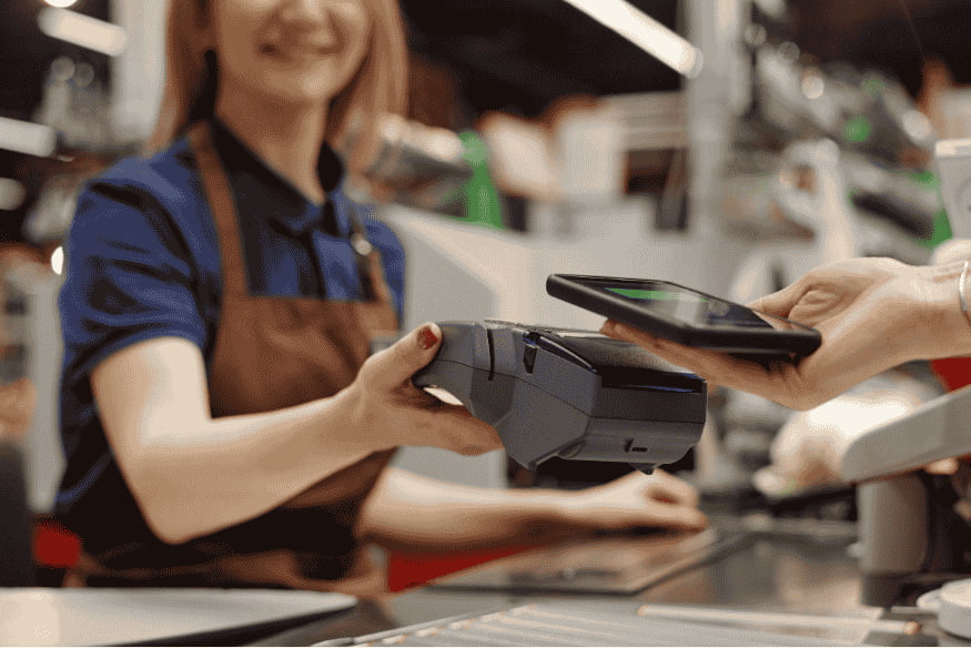 Pix Automático ou Cartão de Crédito: O Que Vale Mais a Pena Para Contas Recorrentes?